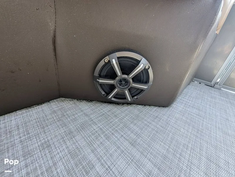 Slide: The Image of Lowe SS 230W 2024 - 15839838