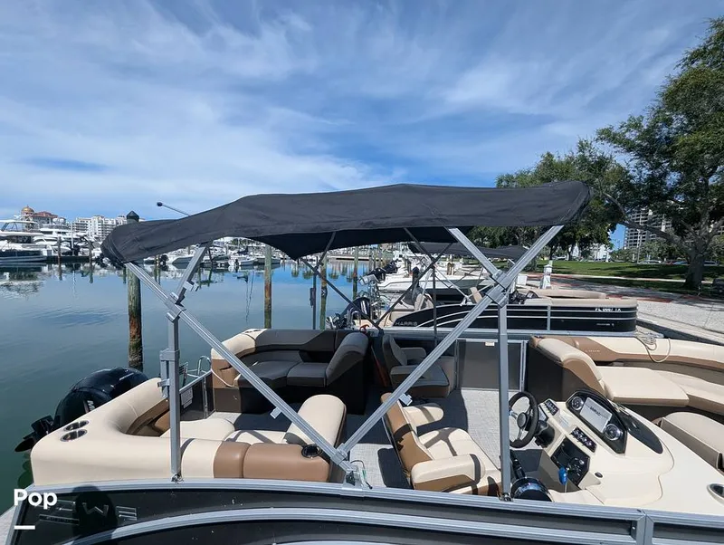 Slide: The Image of Lowe SS 230W 2024 - 15839863