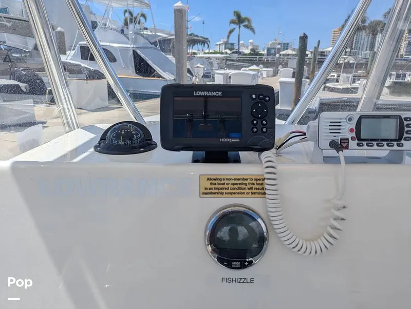 Slide: The Image of Cobia 220 CC 2023 - 15857500