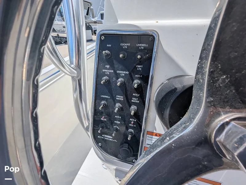 Slide: The Image of Cobia 220 CC 2023 - 15857508