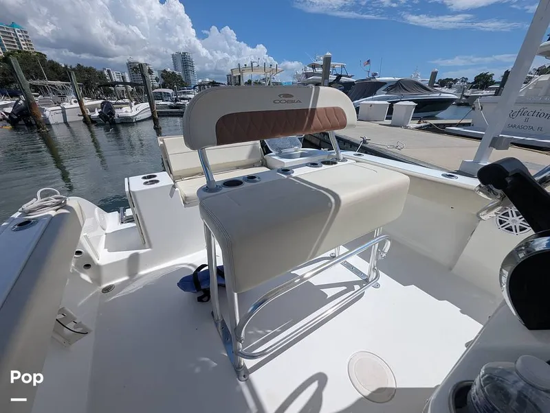 Slide: The Image of Cobia 220 CC 2023 - 15857510