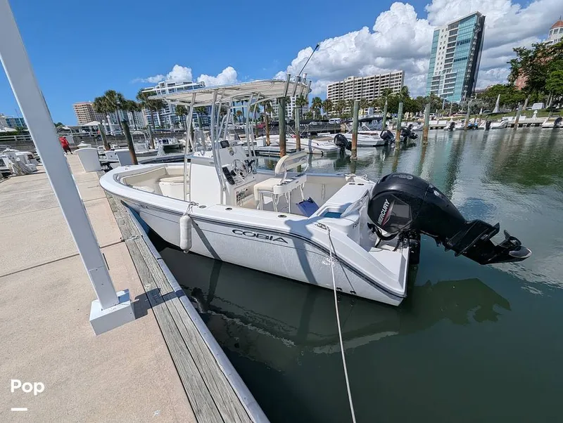 Slide: The Image of Cobia 220 CC 2023 - 15857549