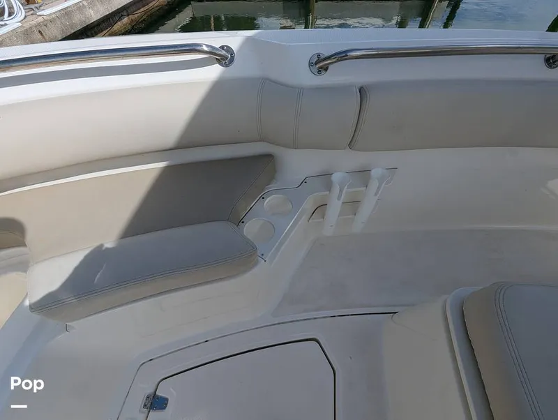 Slide: The Image of Boston Whaler 230 Outrage 2024 - 15846832