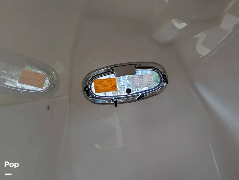 Slide: The Image of Boston Whaler 230 Outrage 2024 - 15846825