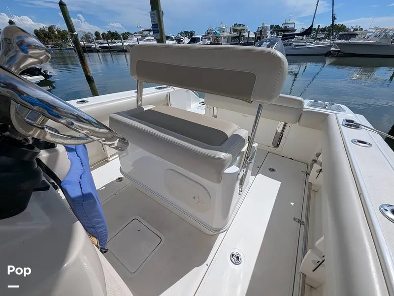 Slide: The Image of Boston Whaler 230 Outrage 2024 - 15846839