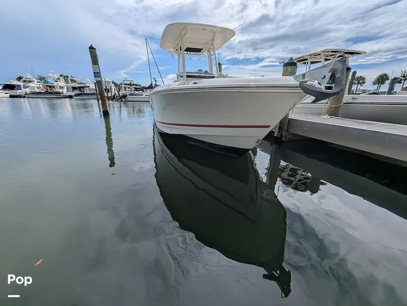 Slide: The Image of Boston Whaler 230 Outrage 2024 - 15846861