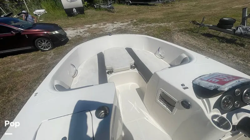 Slide: The Image of Bow Seating - 15881196