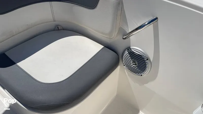 Slide: The Image of Rear Seating - 15881209