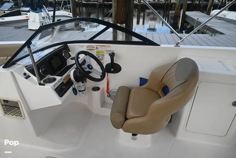 Slide: The Image of Bayliner DX2200 2024 - 15860557