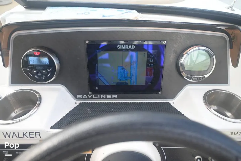 Slide: The Image of Bayliner DX2200 2024 - 15860556