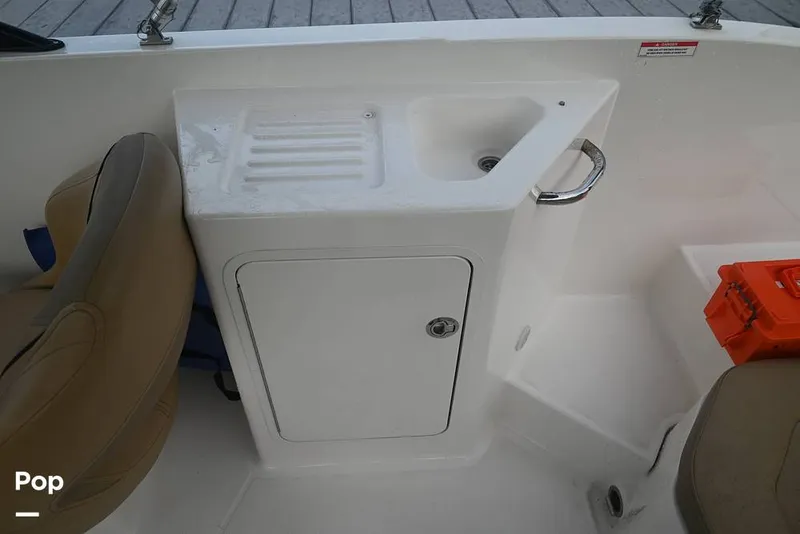 Slide: The Image of Bayliner DX2200 2024 - 15860566