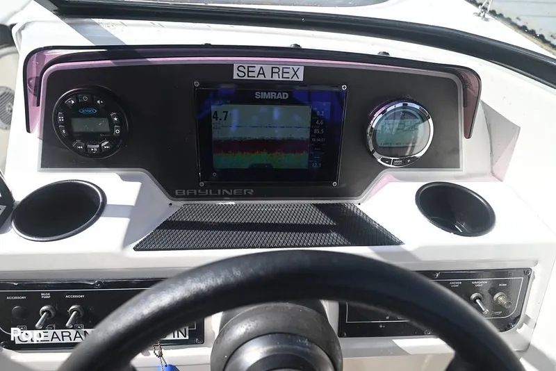 Slide: The Image of Bayliner DX2200 2022 - 15861207