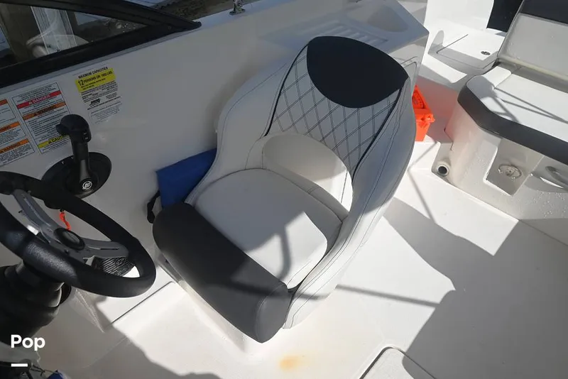 Slide: The Image of Bayliner DX2200 2022 - 15861208