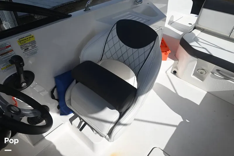 Slide: The Image of Bayliner DX2200 2022 - 15861209