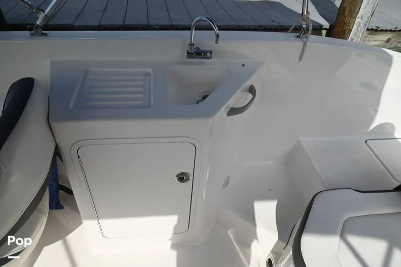 Slide: The Image of Bayliner DX2200 2022 - 15861218