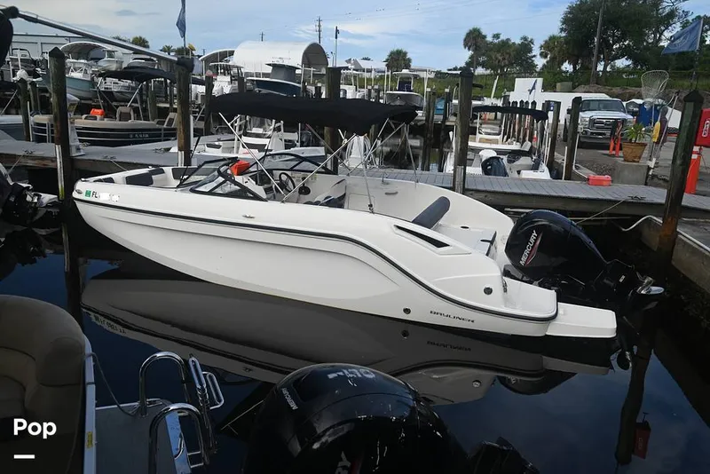 Slide: The Image of Bayliner DX2200 2022 - 15861173