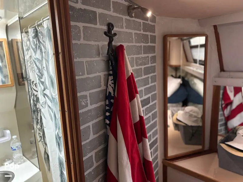 Slide: The Image of Sea Ray 380 Aft Cabin 1989 - 15828773