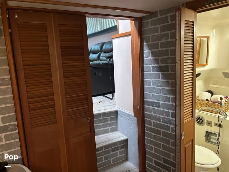 Slide: The Image of Sea Ray 380 Aft Cabin 1989 - 15828777