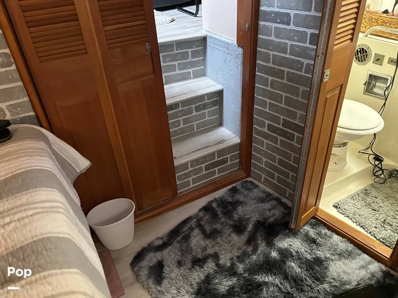 Slide: The Image of Sea Ray 380 Aft Cabin 1989 - 15828778