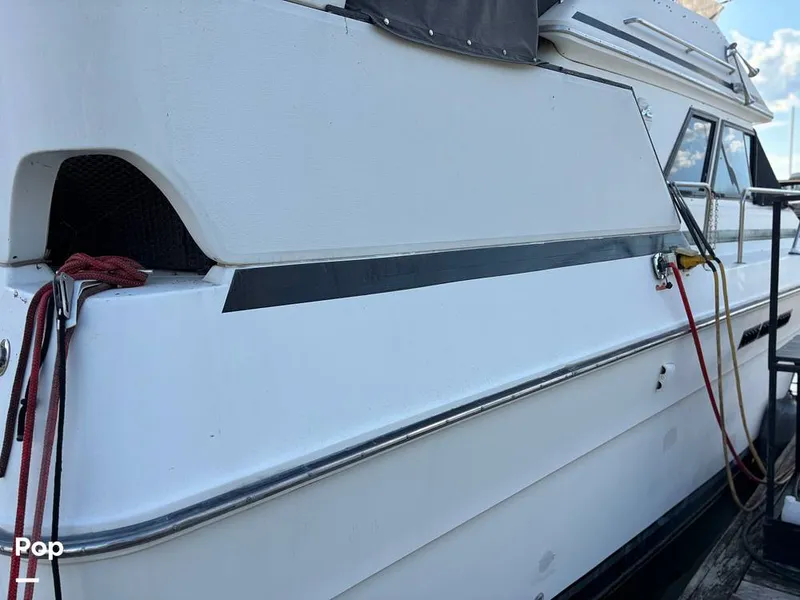 Slide: The Image of Sea Ray 380 Aft Cabin 1989 - 15826833