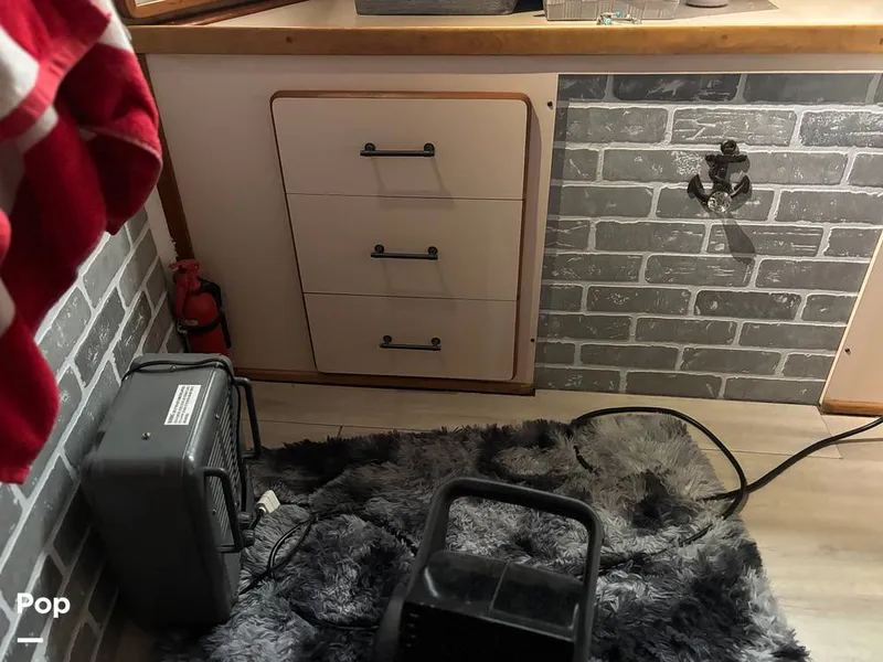 Slide: The Image of Sea Ray 380 Aft Cabin 1989 - 15828802