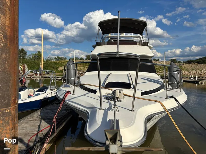 Slide: The Image of Sea Ray 380 Aft Cabin 1989 - 15826849