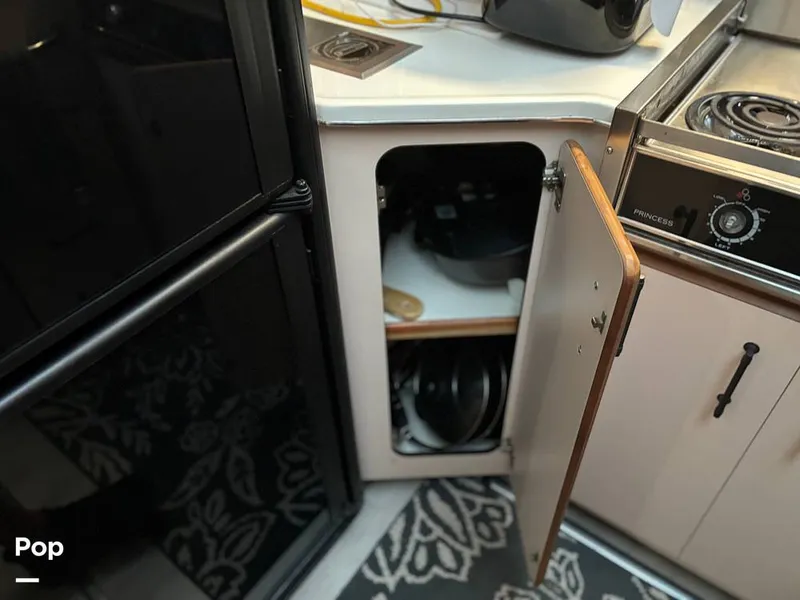 Slide: The Image of Sea Ray 380 Aft Cabin 1989 - 15828730