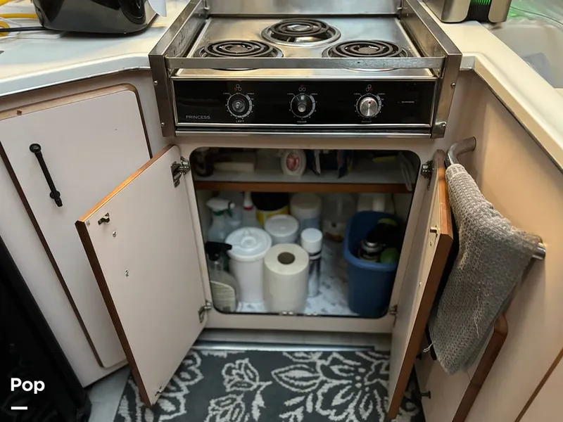 Slide: The Image of Sea Ray 380 Aft Cabin 1989 - 15828731