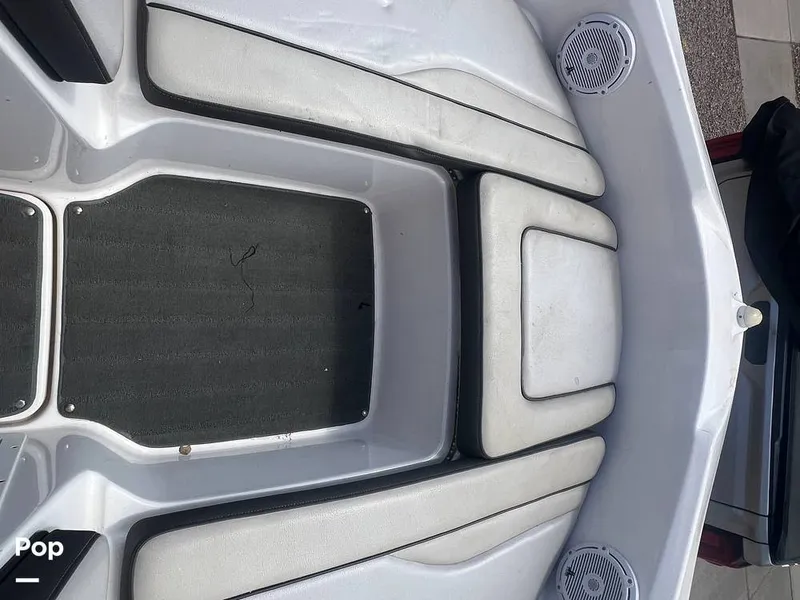 Slide: The Image of Bow Area - 15855262