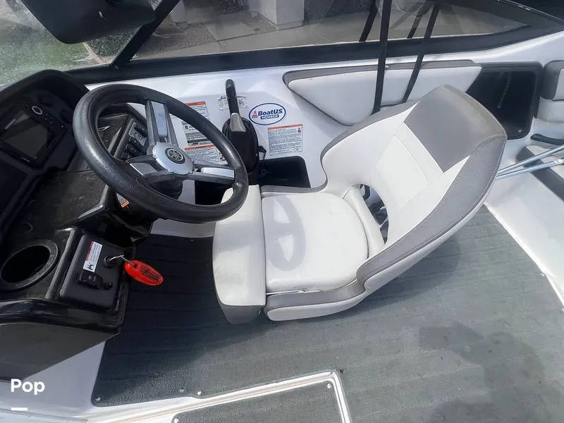 Slide: The Image of Bolster Seat - 15855265