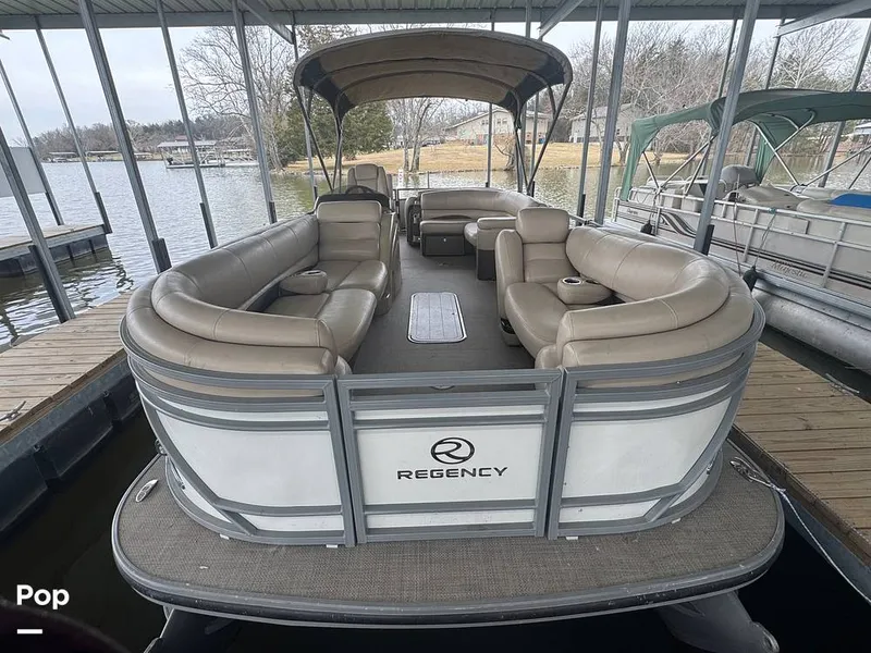 Slide: The Image of Regency 254 DL3 2016 - 16228307