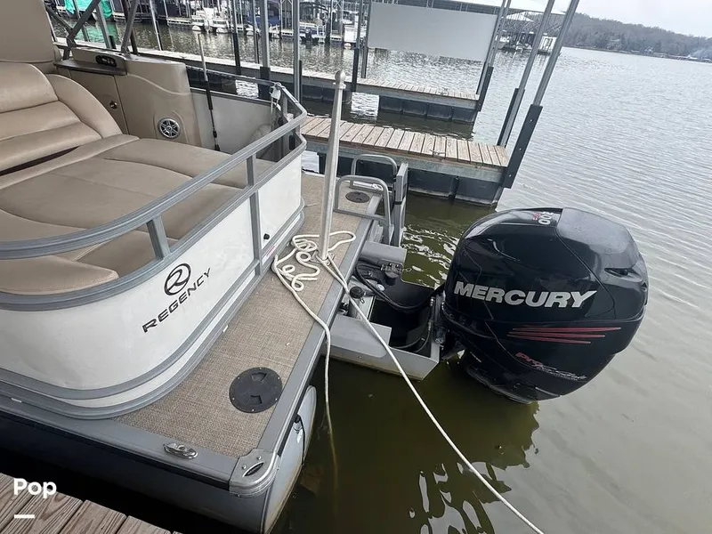Slide: The Image of Regency 254 DL3 2016 - 16227774