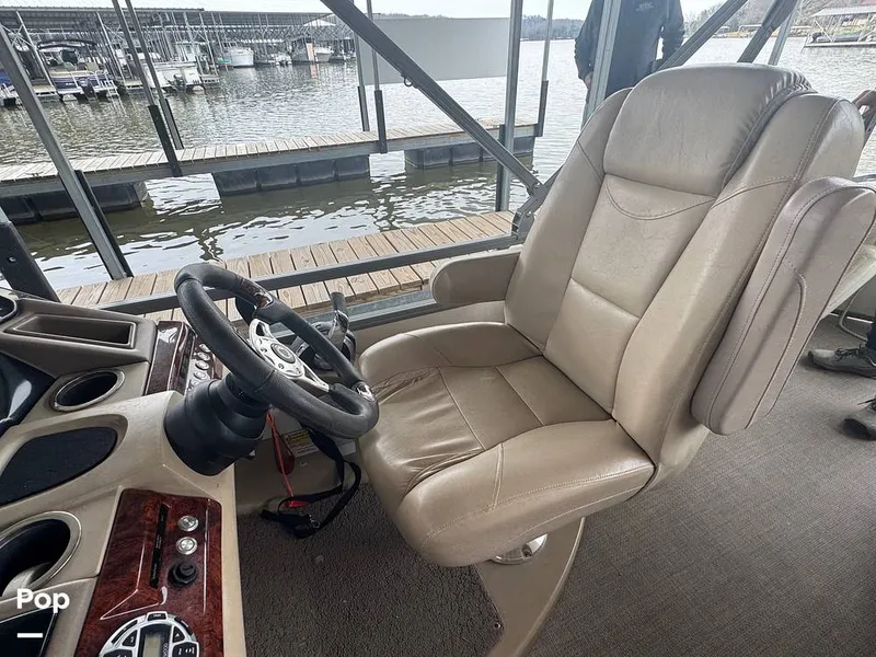 Slide: The Image of Regency 254 DL3 2016 - 16228249