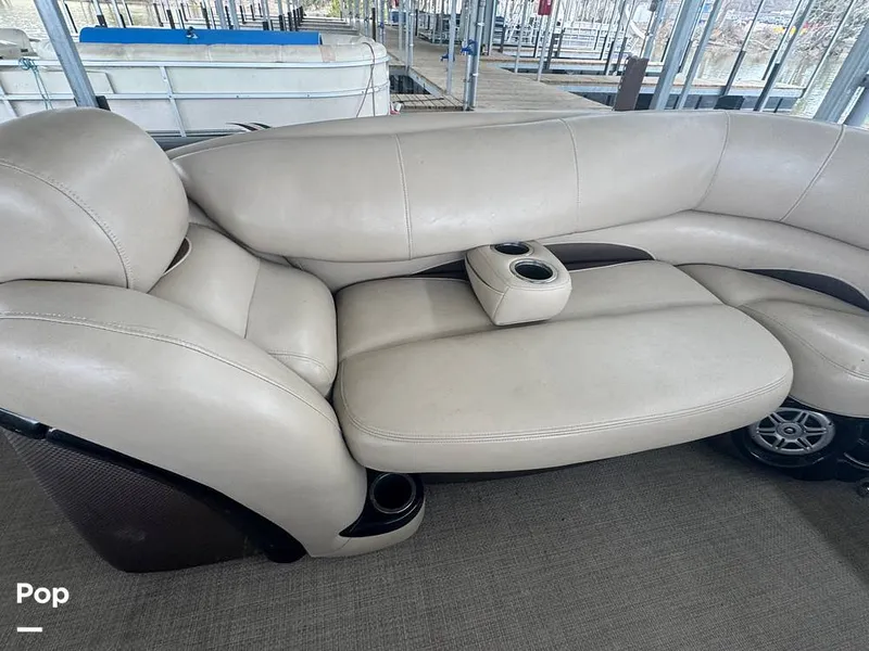 Slide: The Image of Regency 254 DL3 2016 - 16228263