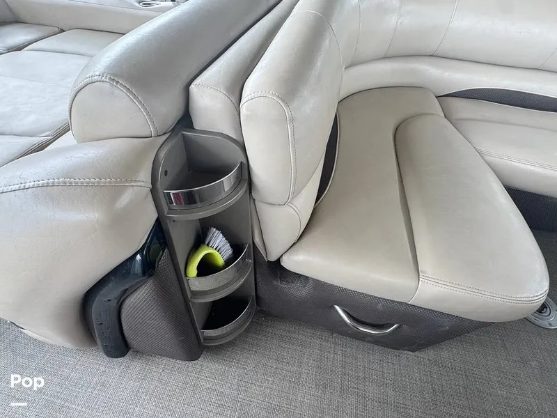 Slide: The Image of Regency 254 DL3 2016 - 16228283