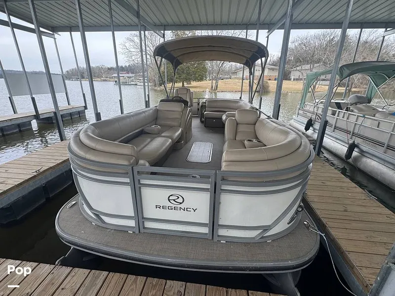 Slide: The Image of Regency 254 dl3 2017 - 16227747