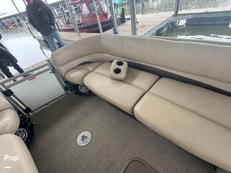 Slide: The Image of Regency 254 dl3 2017 - 16228297