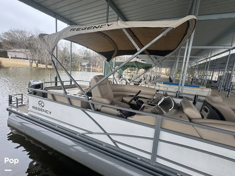 Slide: The Image of Regency 254 dl3 2017 - 16227753