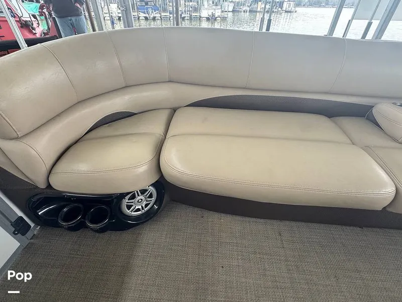 Slide: The Image of Regency 254 dl3 2017 - 16227778