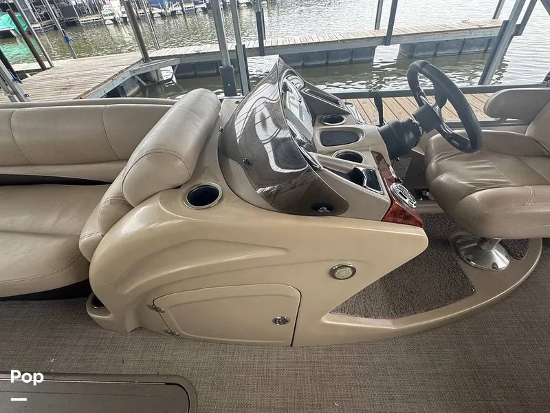 Slide: The Image of Regency 254 dl3 2017 - 16228243