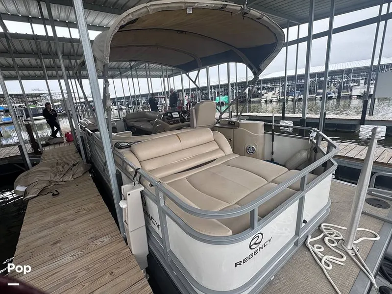 Slide: The Image of Regency 254 dl3 2017 - 16227770