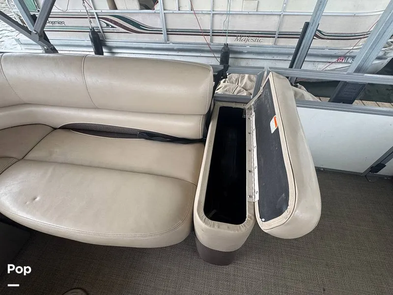 Slide: The Image of Regency 254 dl3 2017 - 16228258