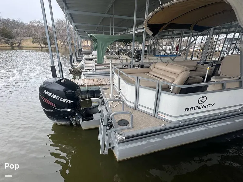 Slide: The Image of Regency 254 dl3 2017 - 16227765