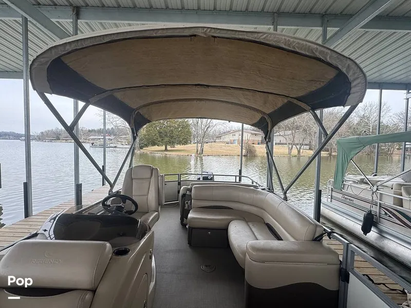 Slide: The Image of Regency 254 dl3 2017 - 16228270