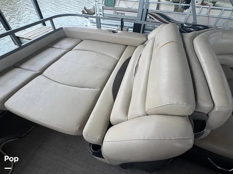 Slide: The Image of Regency 254 dl3 2017 - 16228281