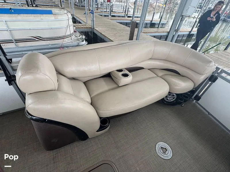 Slide: The Image of Regency 254 dl3 2017 - 16228294