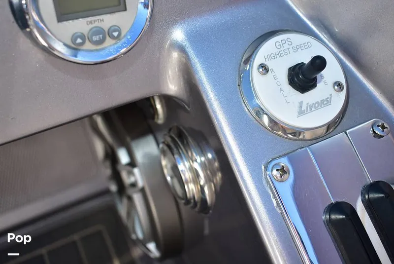 Slide: The Image of Conquest Boss Cat 2007 - 16112395