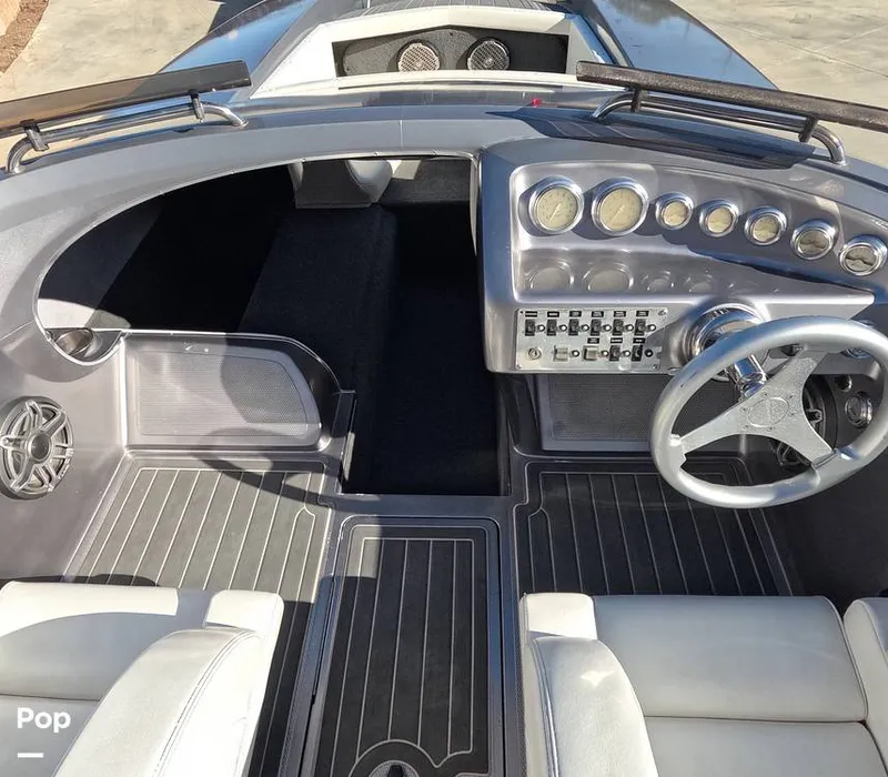 Slide: The Image of Conquest Boss Cat 2007 - 16112365