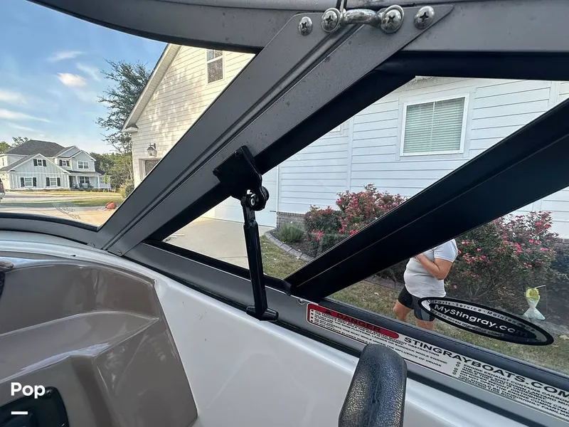 Slide: The Image of Stingray 198LX 2015 - 15860240