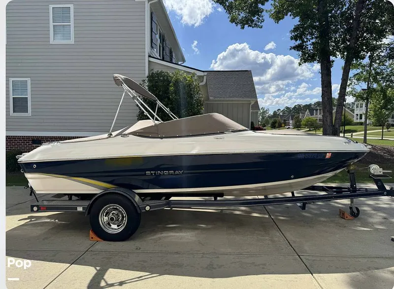 Slide: The Image of Stingray 198LX 2015 - 15831407